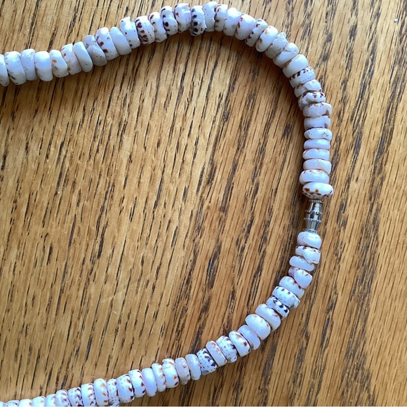 Tiger Puka Shell Necklace - Picture 3 of 5